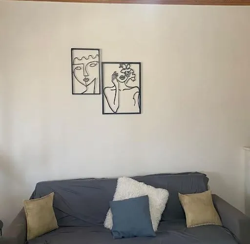 度假居 House With Garden Sleeps 6 马克罗吉亚罗斯