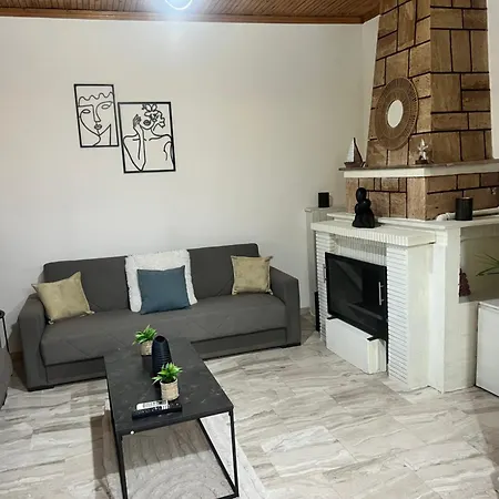 Casa de Férias House With Garden Sleeps 6