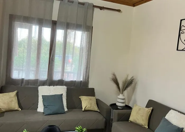 Casa de Férias House With Garden Sleeps 6 *